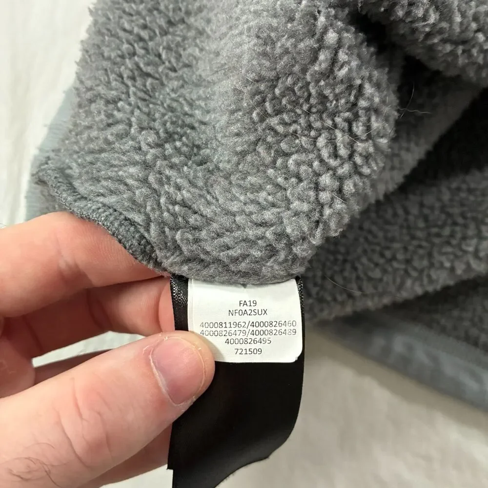 The North Face Men's XL Leo Sweater Fleece Pullover Outdoors Winter